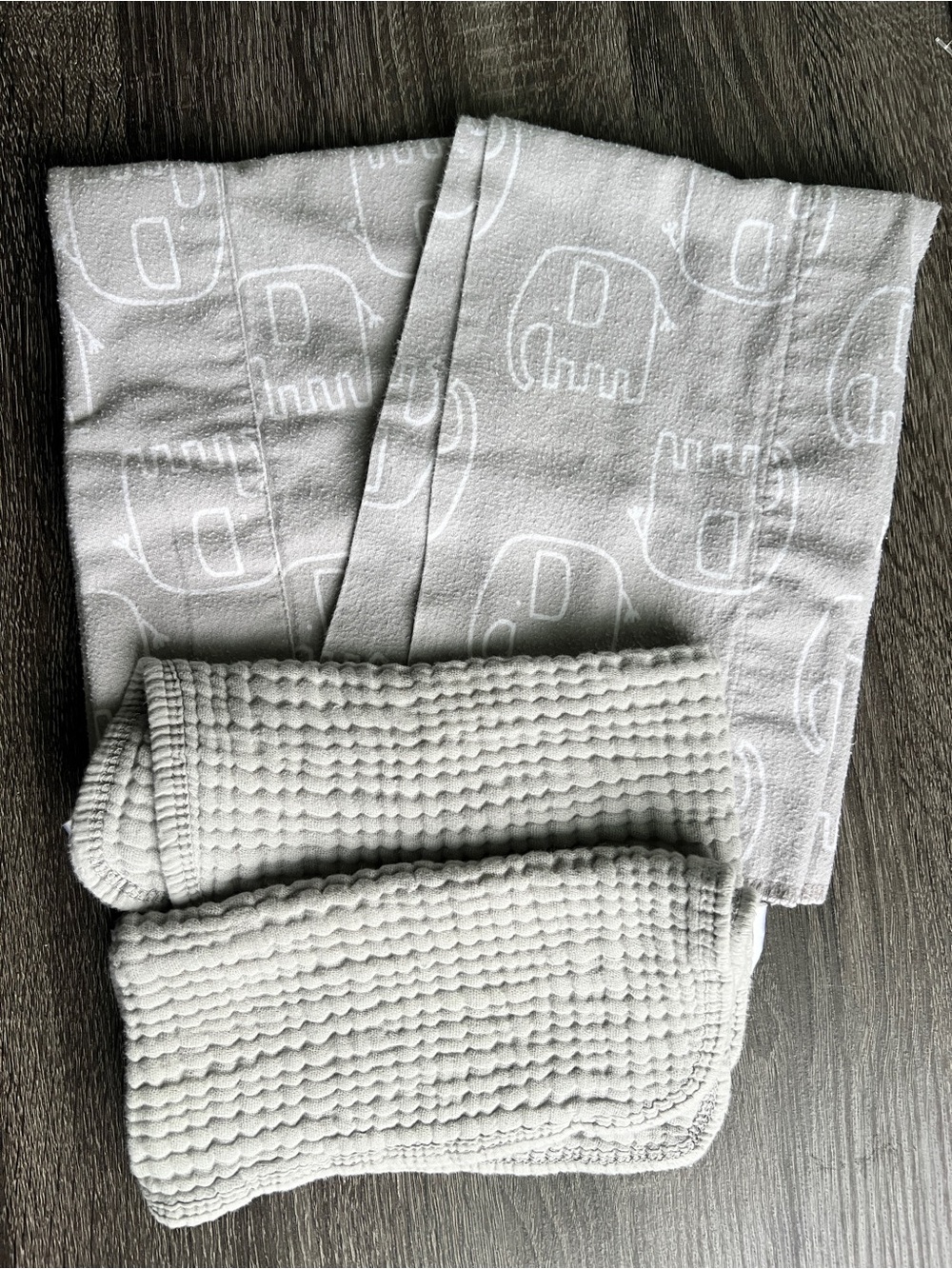 Gerber White Gray Elephant Muslin & Textured Burp Cloth Set